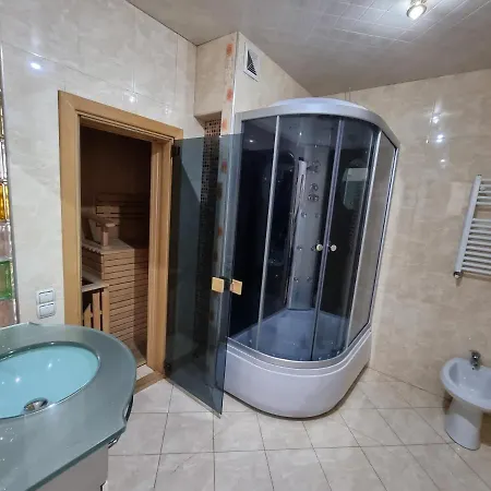 Apartment Business Behind National Ultracentral