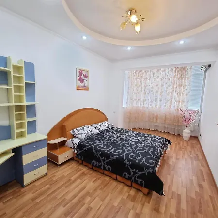 Apartment Business Behind National Ultracentral Kischinau